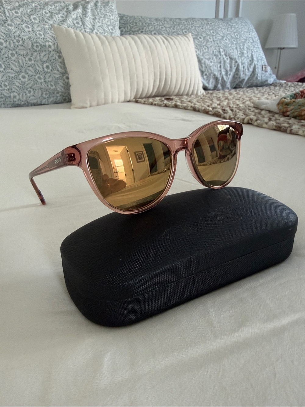 REVO Daphne Petite Polarized Sunglasses - Picture 3 of 7